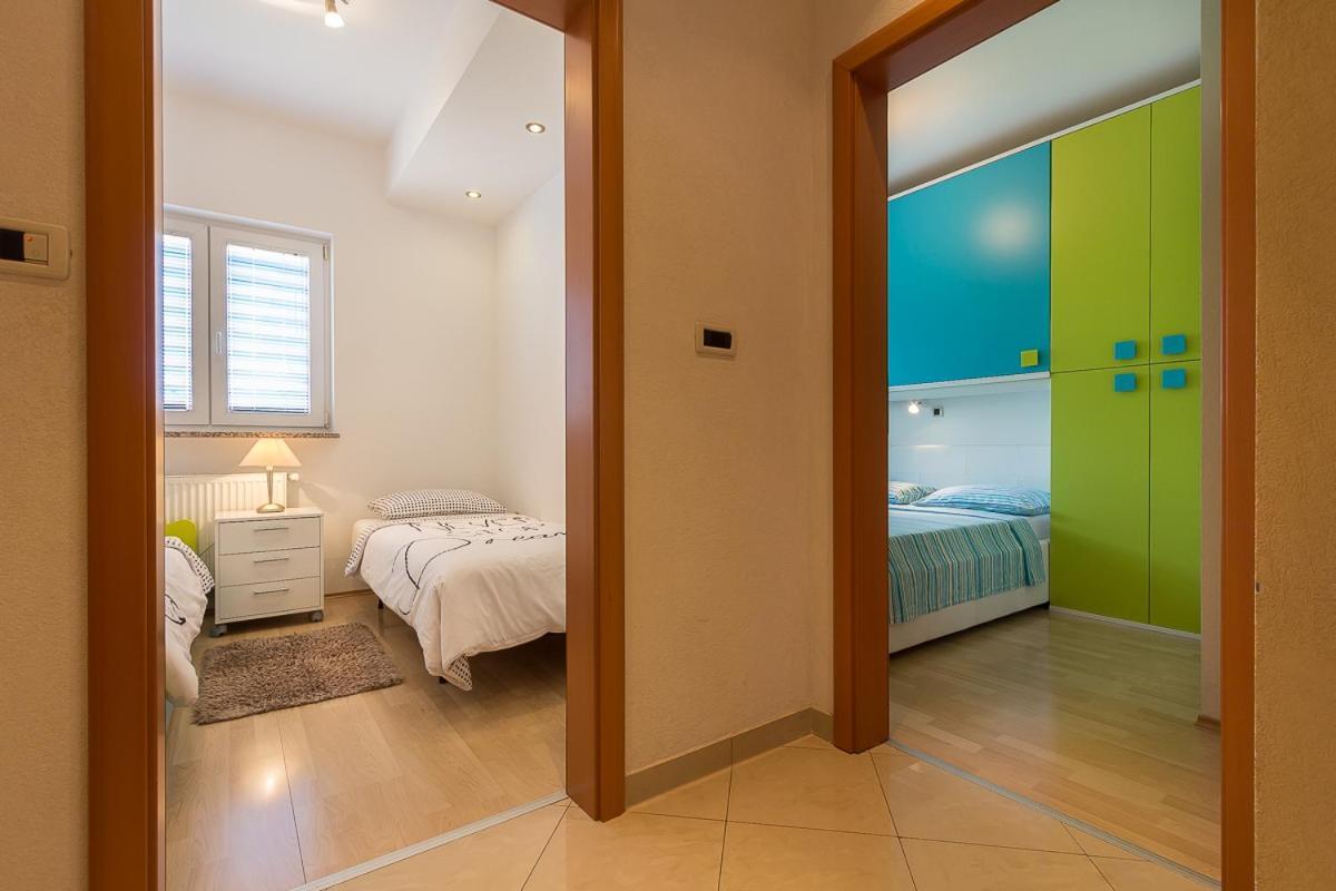 Apartment Igor 3 **** เมดูลิน ภายนอก รูปภาพ